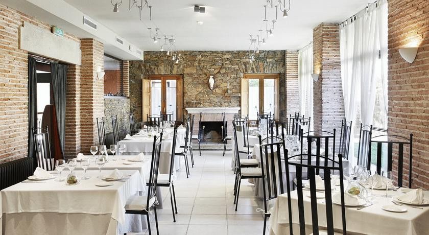 Hotel Rincon De Traspalacio Робледо-де-Чавела Экстерьер фото